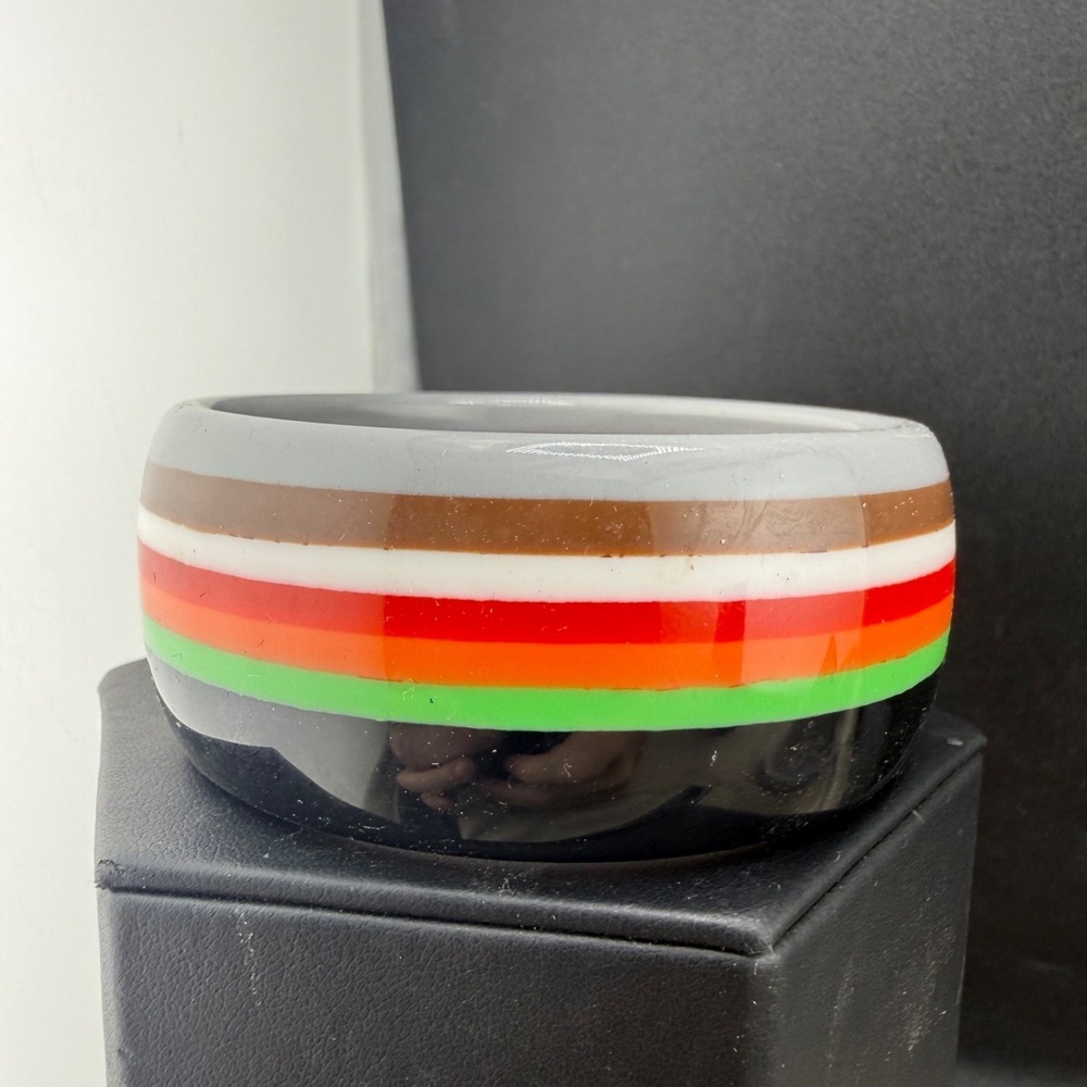 Vintage Retro Bangle Bracelet Layered‎ Laminated Pride Color Acrylic 8.5"